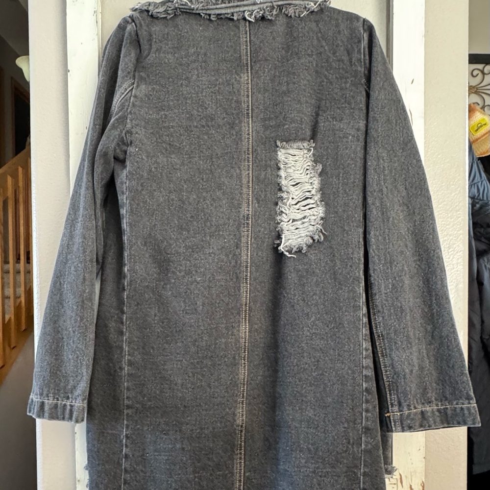 POL Distressed Black long Denim Jacket - Picture 3 of 3